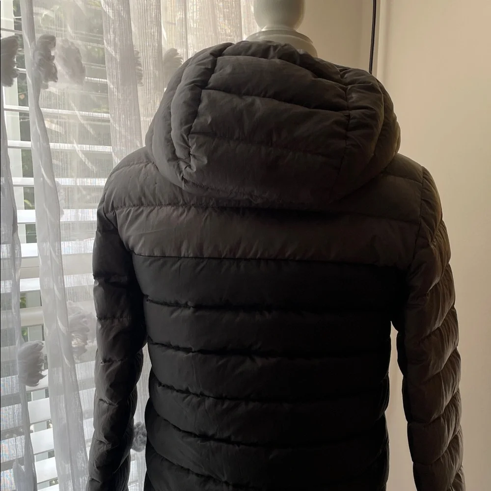Patagonia Dark Gray Hooded Jacket